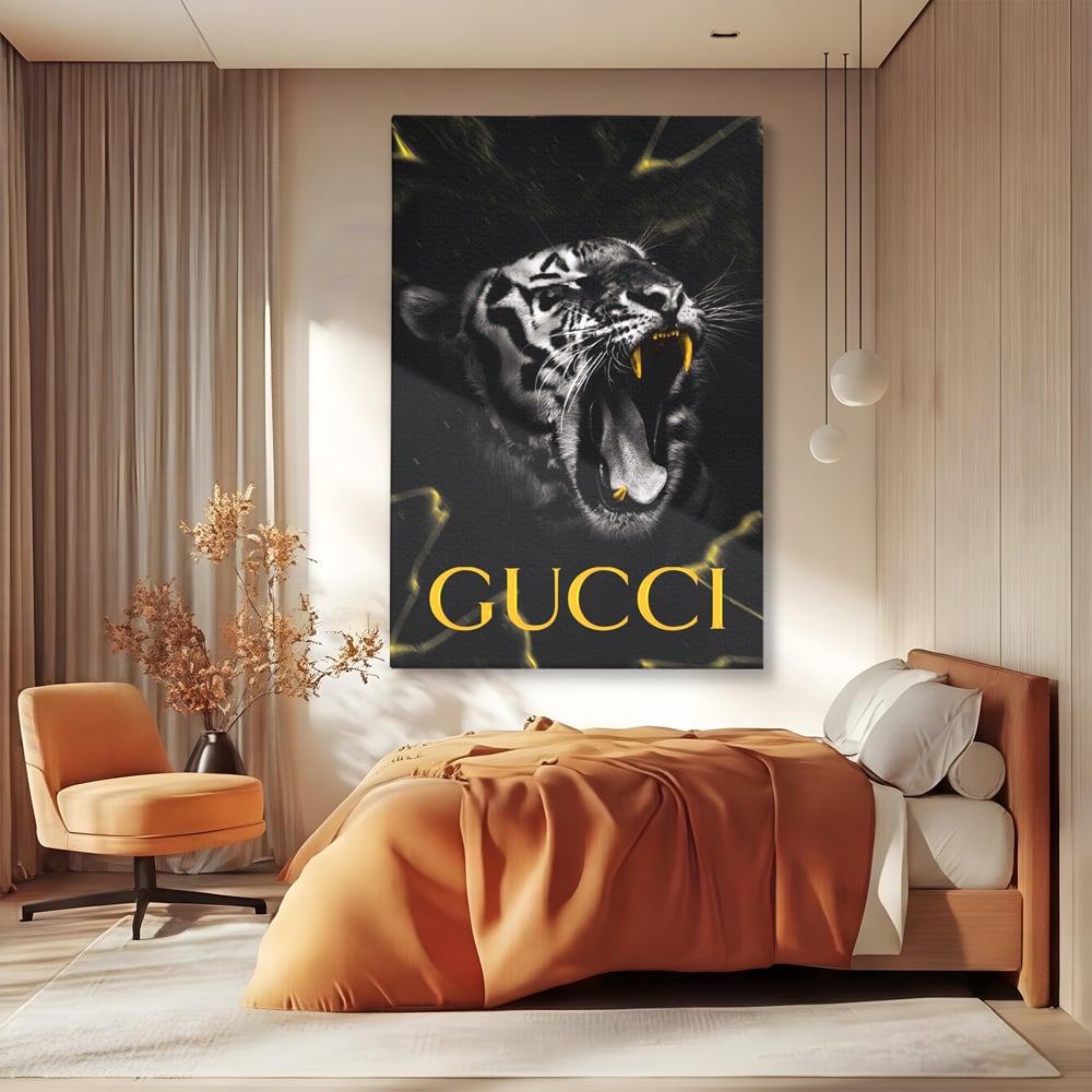Tablou canvas cu tablou vertical cu tigru si text, fara rama, pe sasiu de lemn, pe perete intr-un dormitor